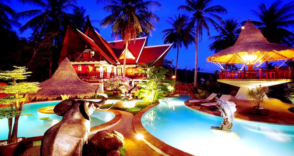 Coco Palace Resort Nai Harn Zimmer foto